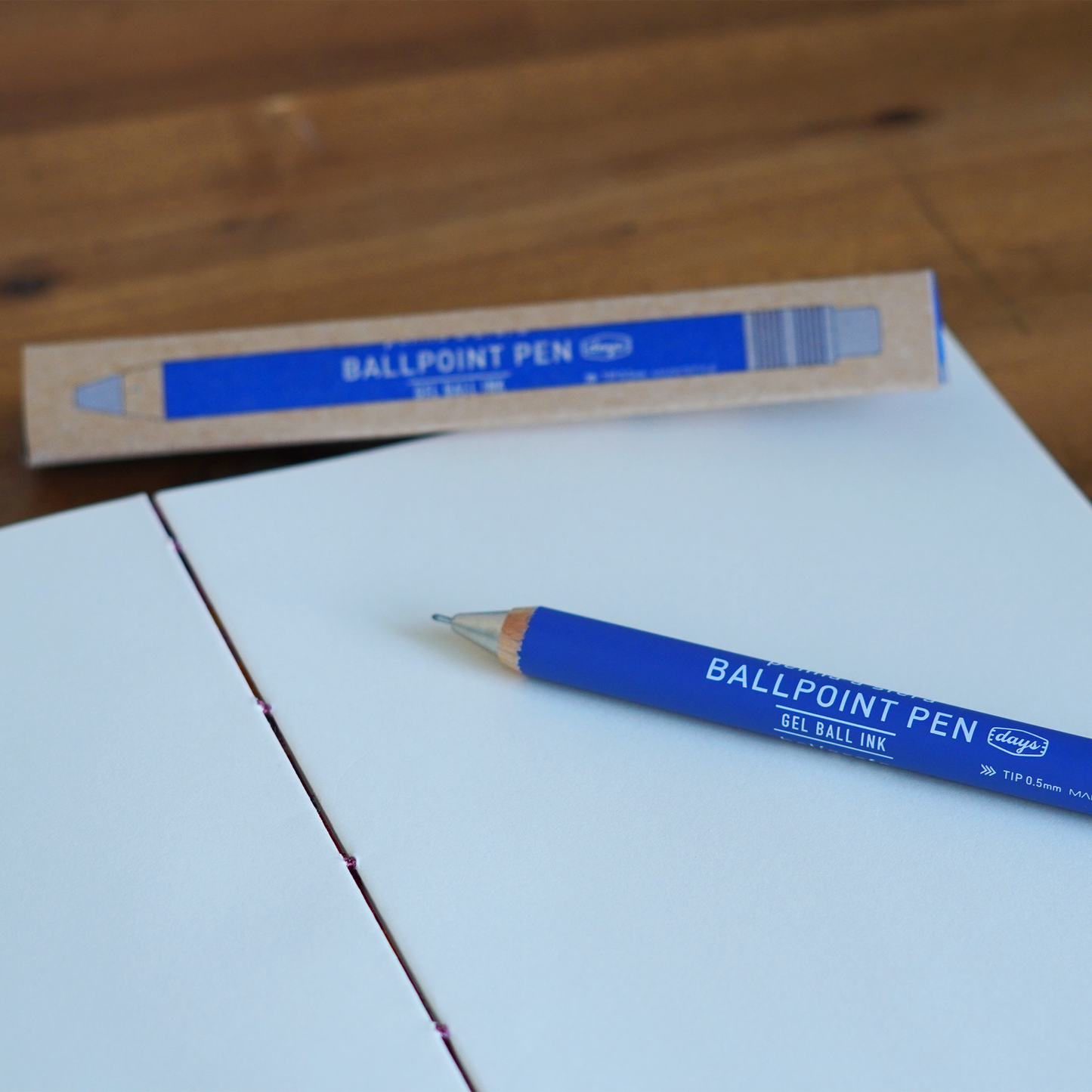 Mark's Vintage Wooden 0.5mm Gel Pen - Black Ink