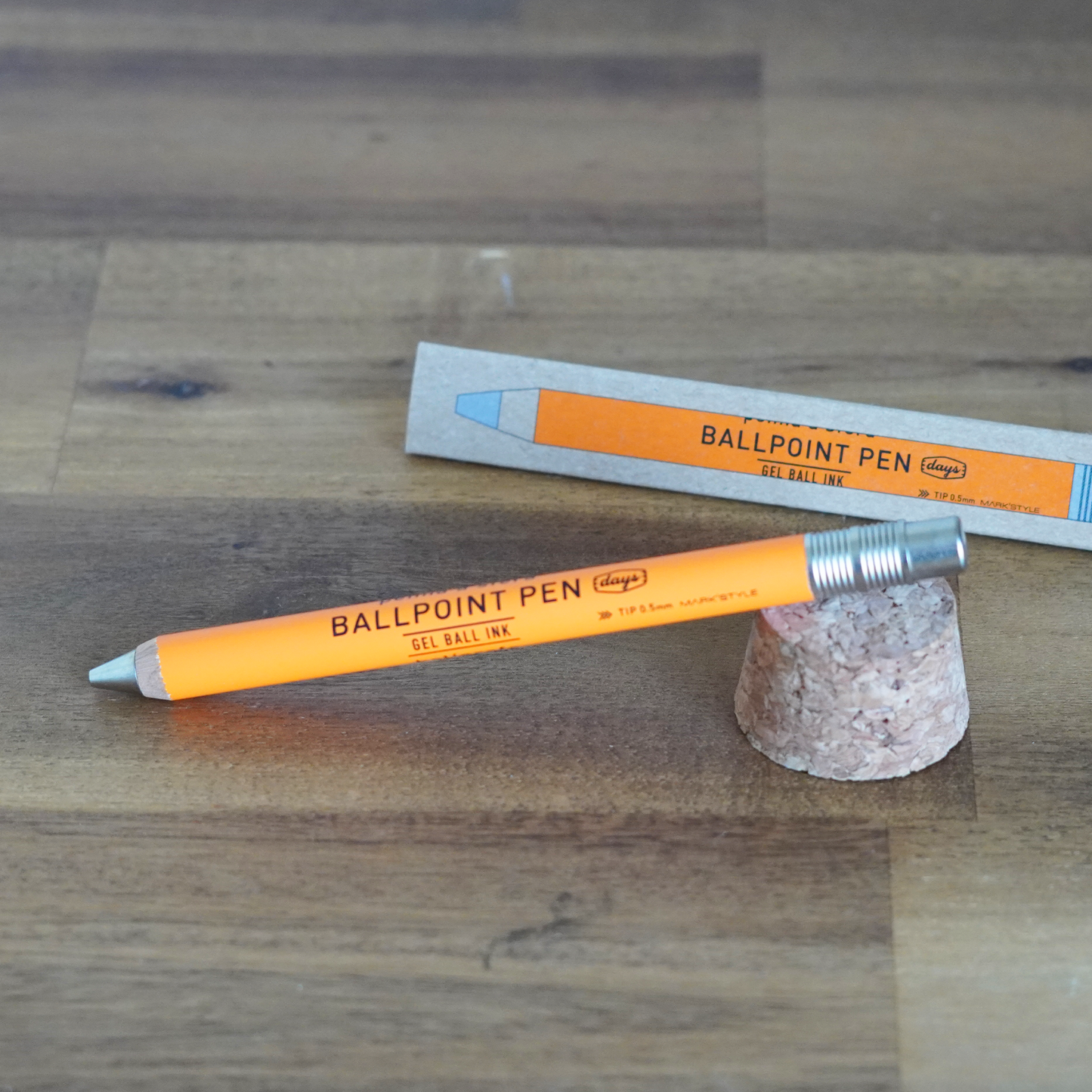 Mark's Vintage Wooden 0.5mm Gel Pen - Black Ink