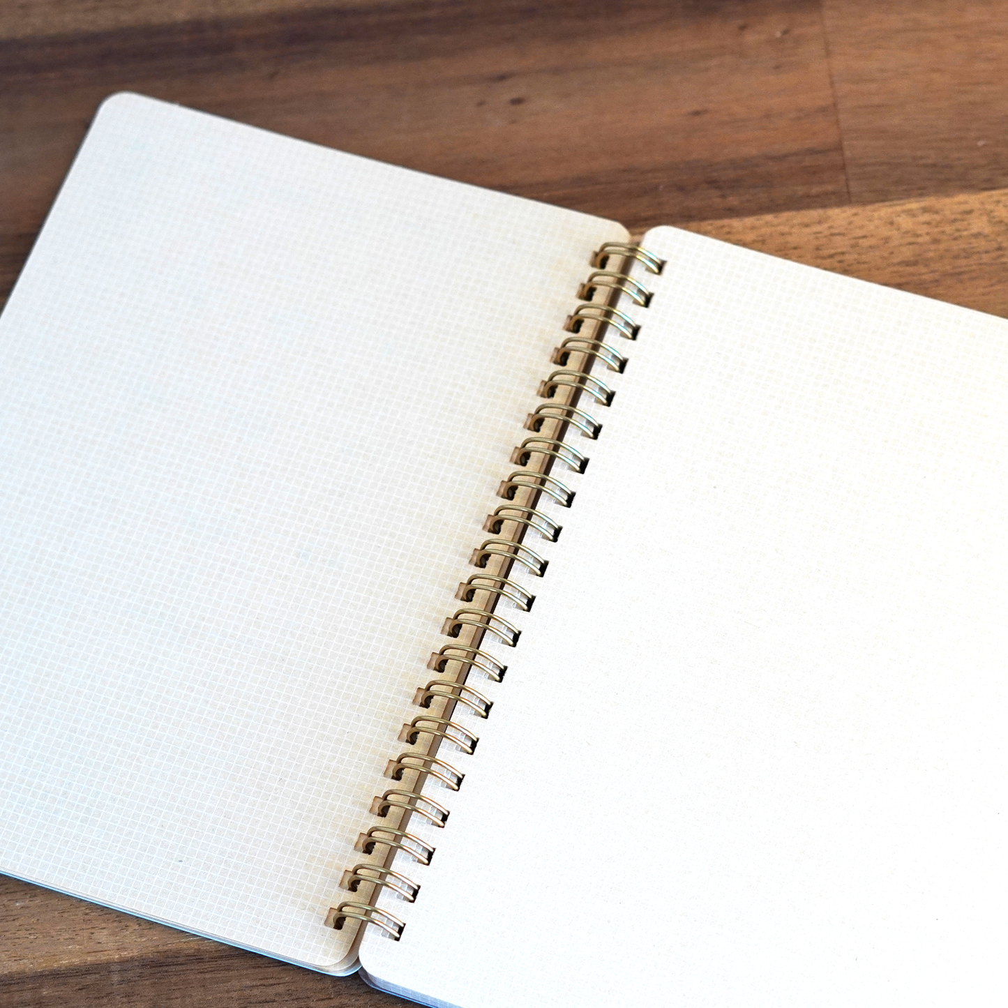Kleid Kraft Work 2026 Diary (Planner) - Off White