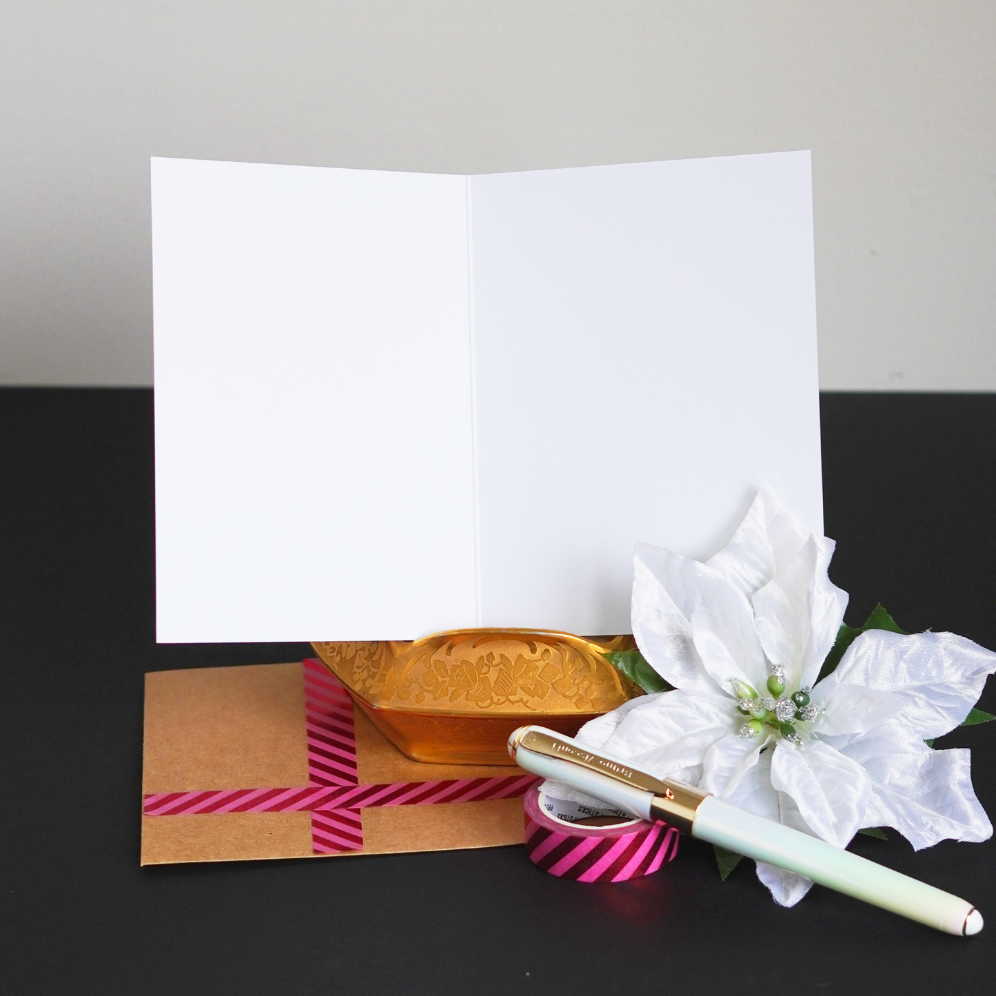 Modern Merry Christmas - Set of 6 Cards + Washi + Pen